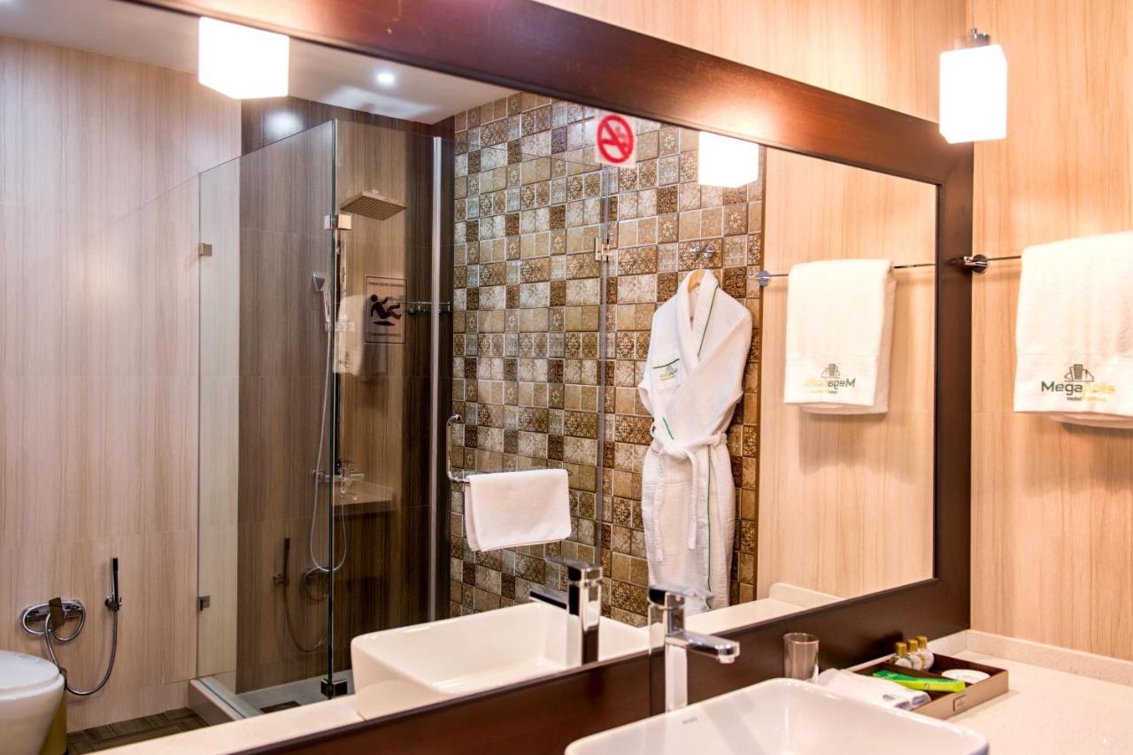Megapolis Hotel 쉼켄트 외부 사진