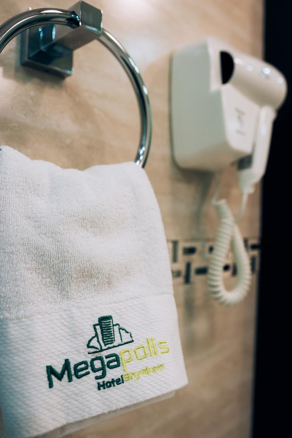 Megapolis Hotel 쉼켄트 외부 사진