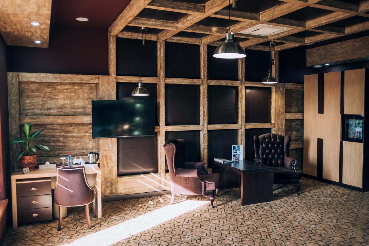 Megapolis Hotel 쉼켄트 외부 사진