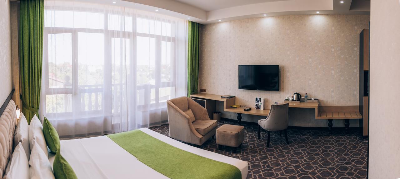 Megapolis Hotel 쉼켄트 외부 사진